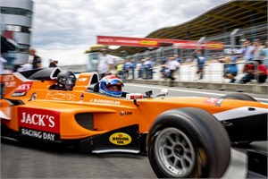 ‘King’ Harry wint beide Porsche Carrera Cup Benelux races